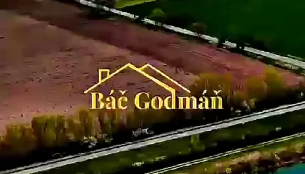 Báč Godmáň v kontexte okolitej krajiny a Dunaja.