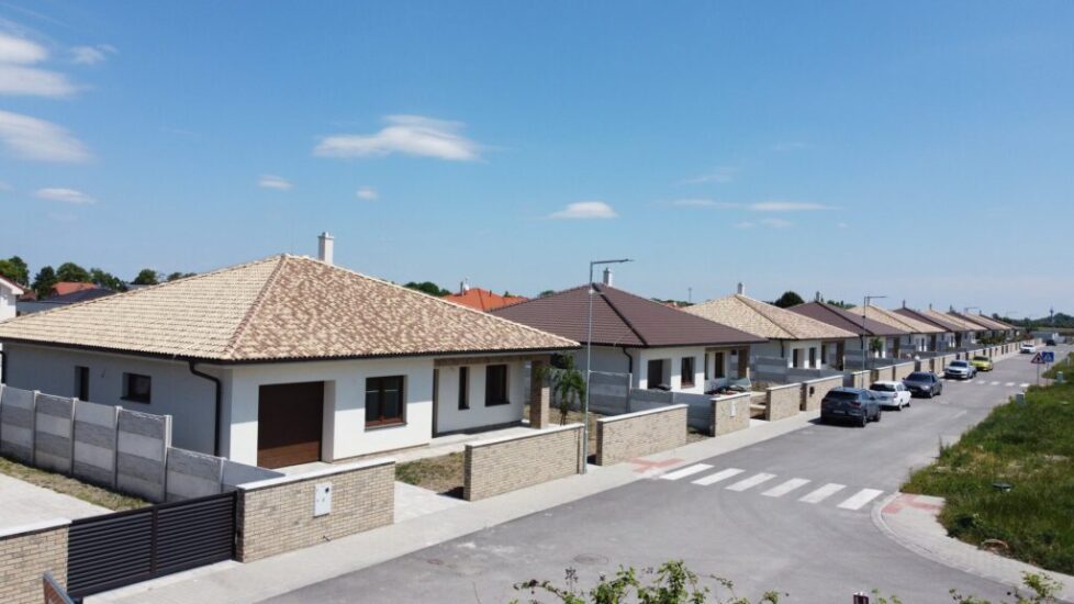 Letecký pohľad na projekt Báč Godmáň a okolie